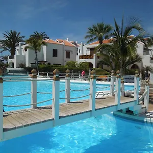  Apartment Duplex No 4, Close To Sea And Beach, Heated Pool, Aircondition, Wifi